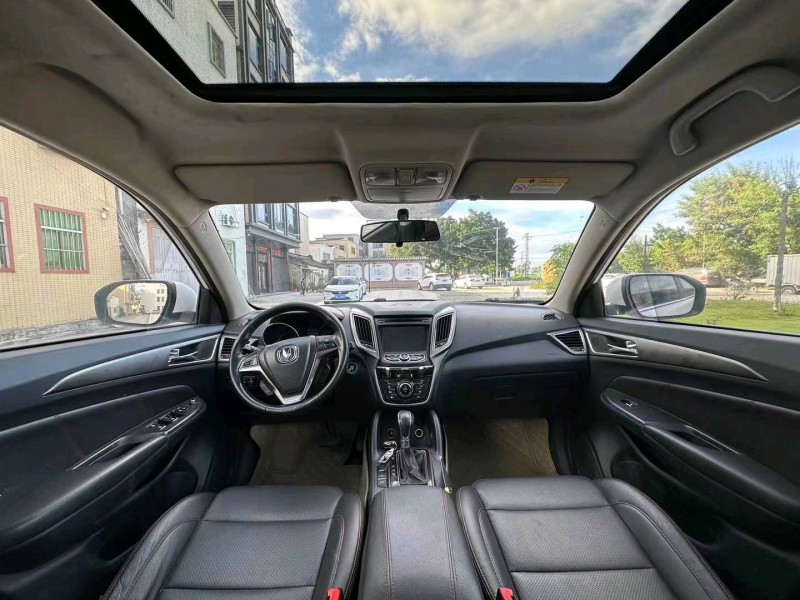 汕头16年长安汽车CS755