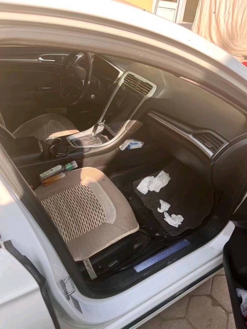 东营13年福特蒙迪欧3