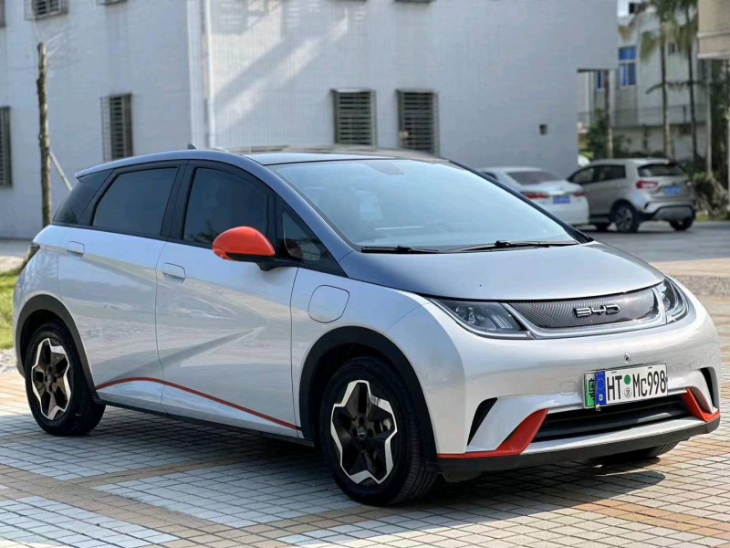 汕头22年比亚迪海豚2