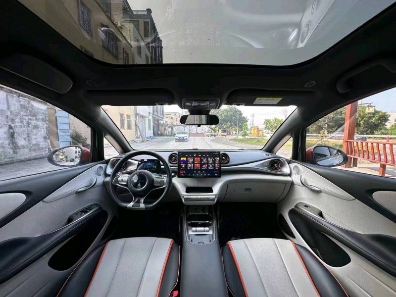 汕头22年比亚迪海豚5