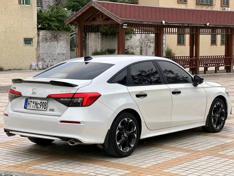 汕头22年本田思域8