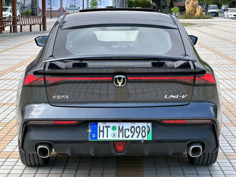 汕头23年长安汽车UNI-V9
