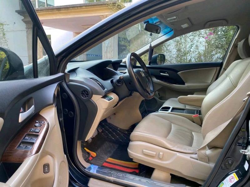 广州13年本田奥德赛3