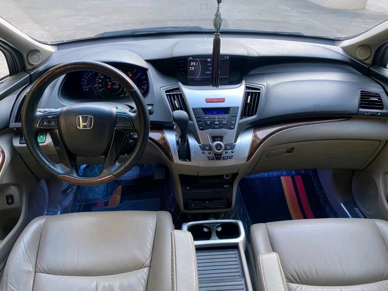 广州13年本田奥德赛6