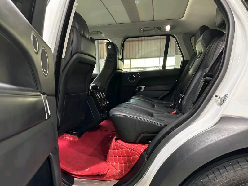 广州15年路虎揽胜行政7