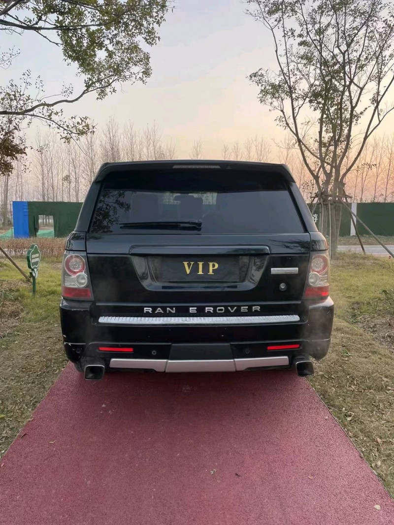 徐州10年路虎揽胜运动9