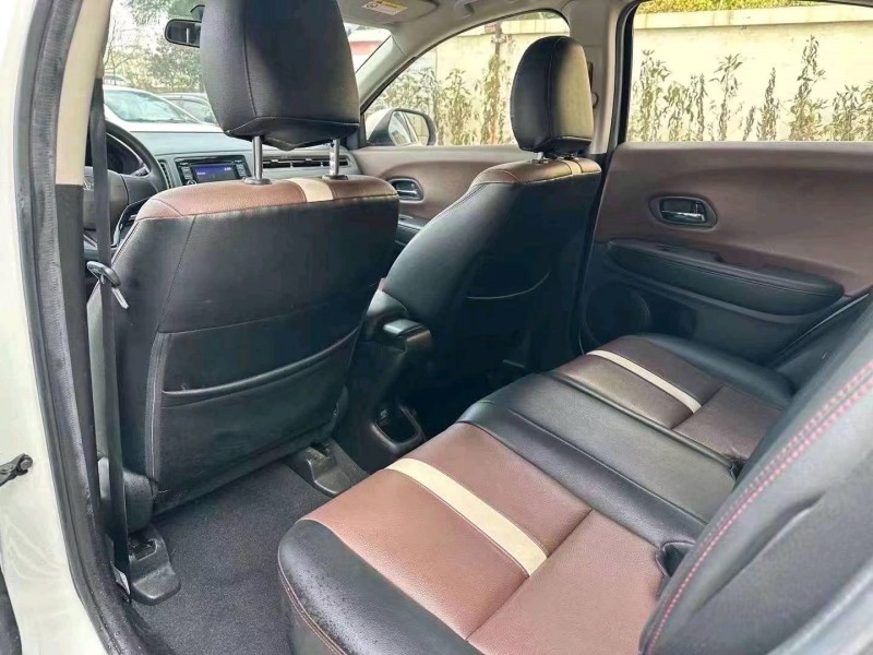 邢台18年本田缤智4