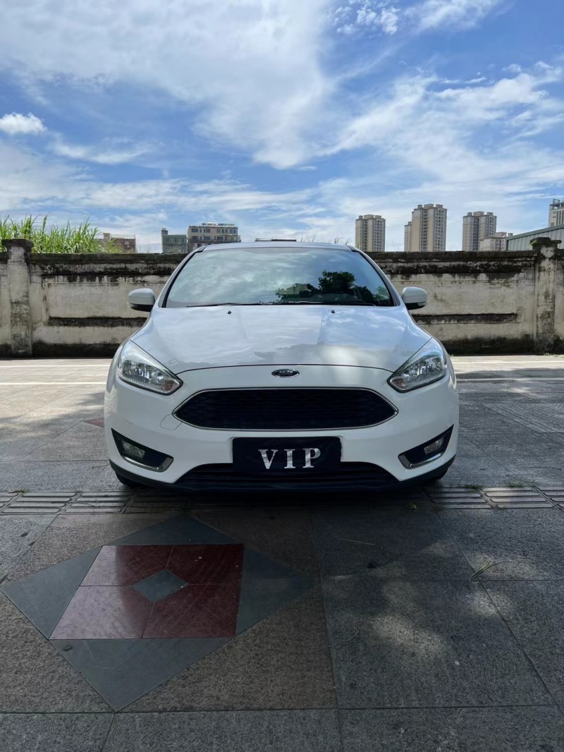 东莞17年福特福克斯1