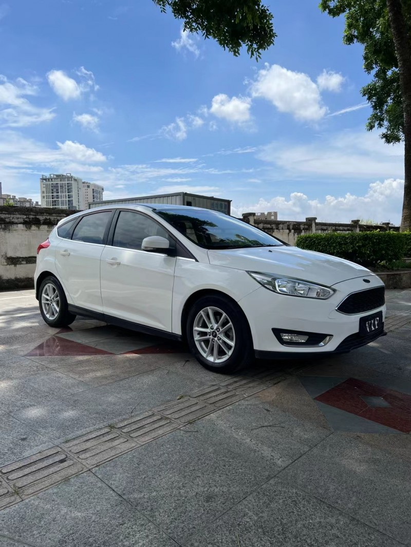 东莞17年福特福克斯2