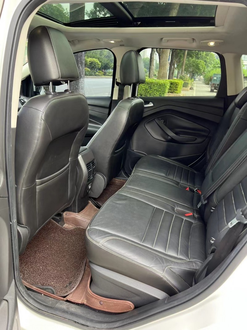 东莞15年福特翼虎5