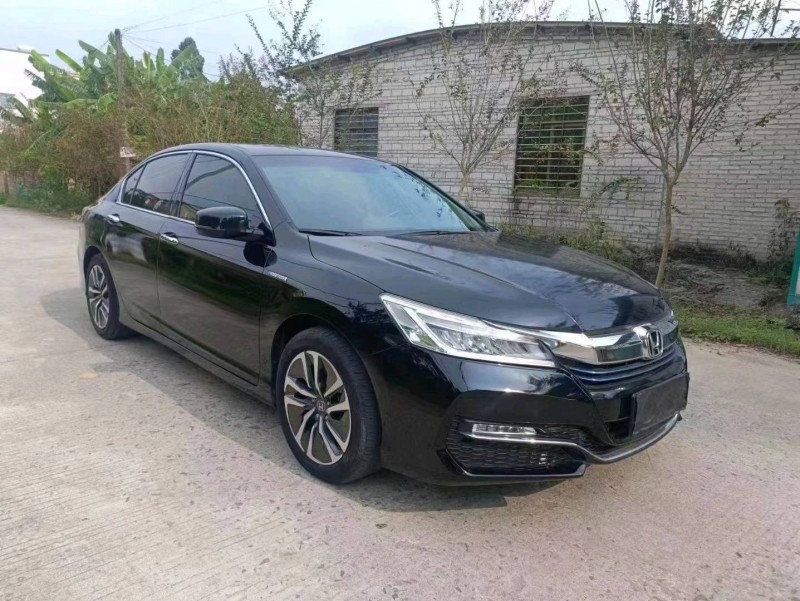 佛山18年本田雅阁2