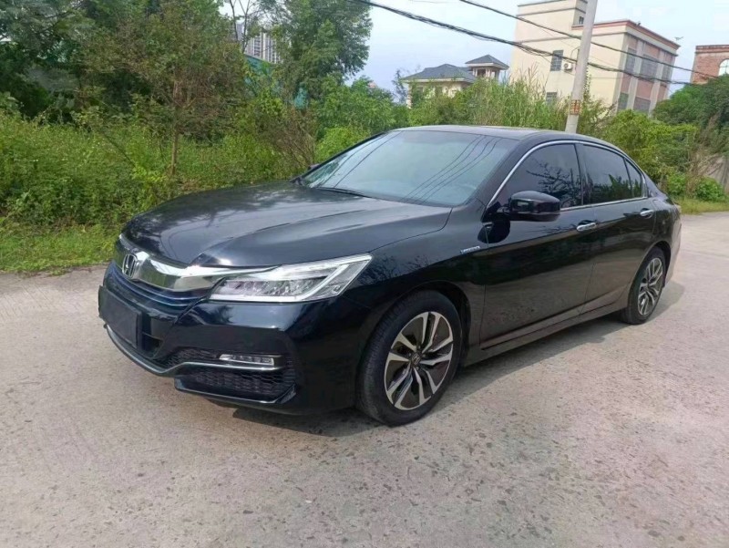 佛山18年本田雅阁3
