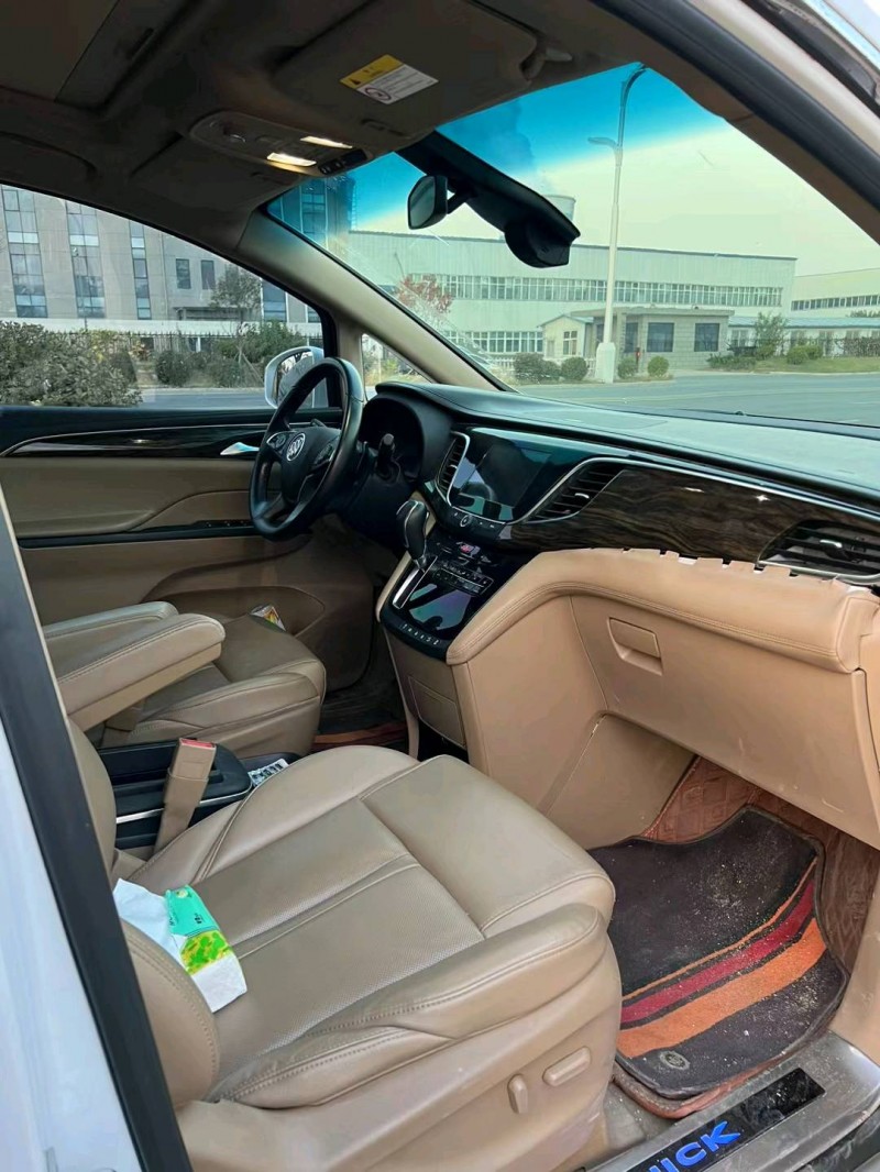 石家庄17年别克GL84