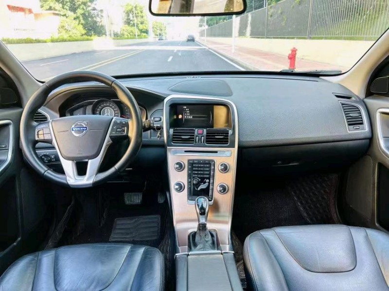 东莞16年沃尔沃XC606