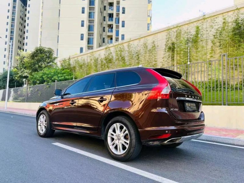 东莞16年沃尔沃XC608