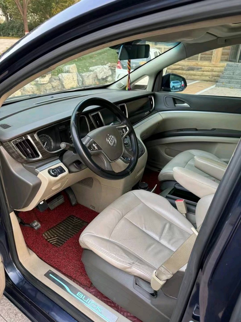 邢台12年别克GL84