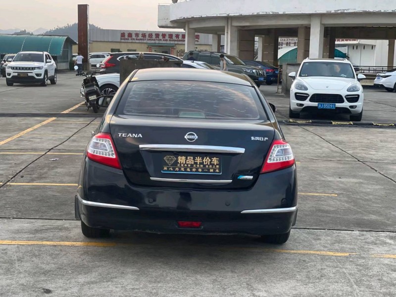 东莞13年日产天籁9