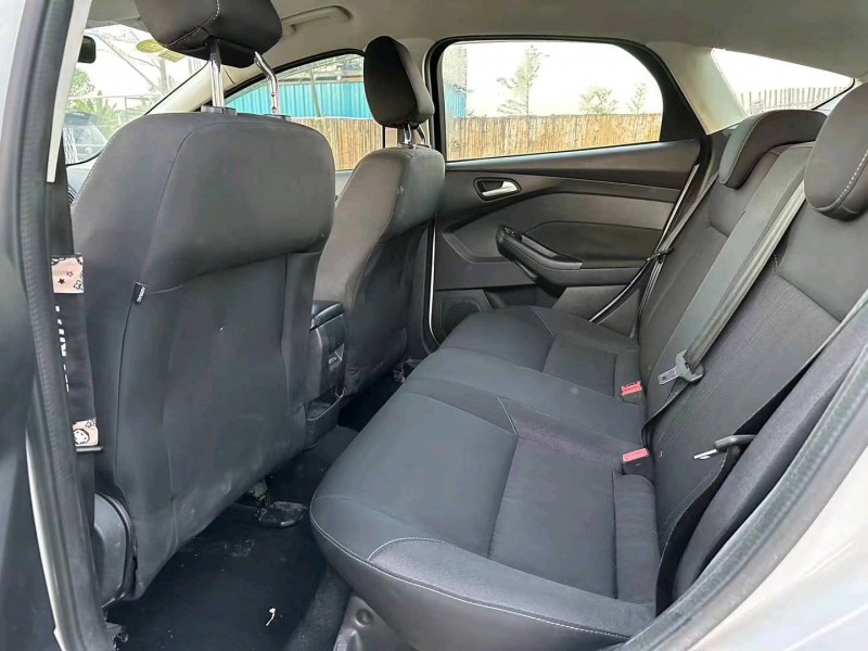 汕头17年福特福克斯6