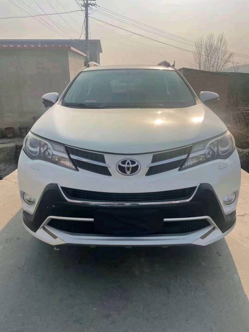 邢台15年丰田RAV4荣放1