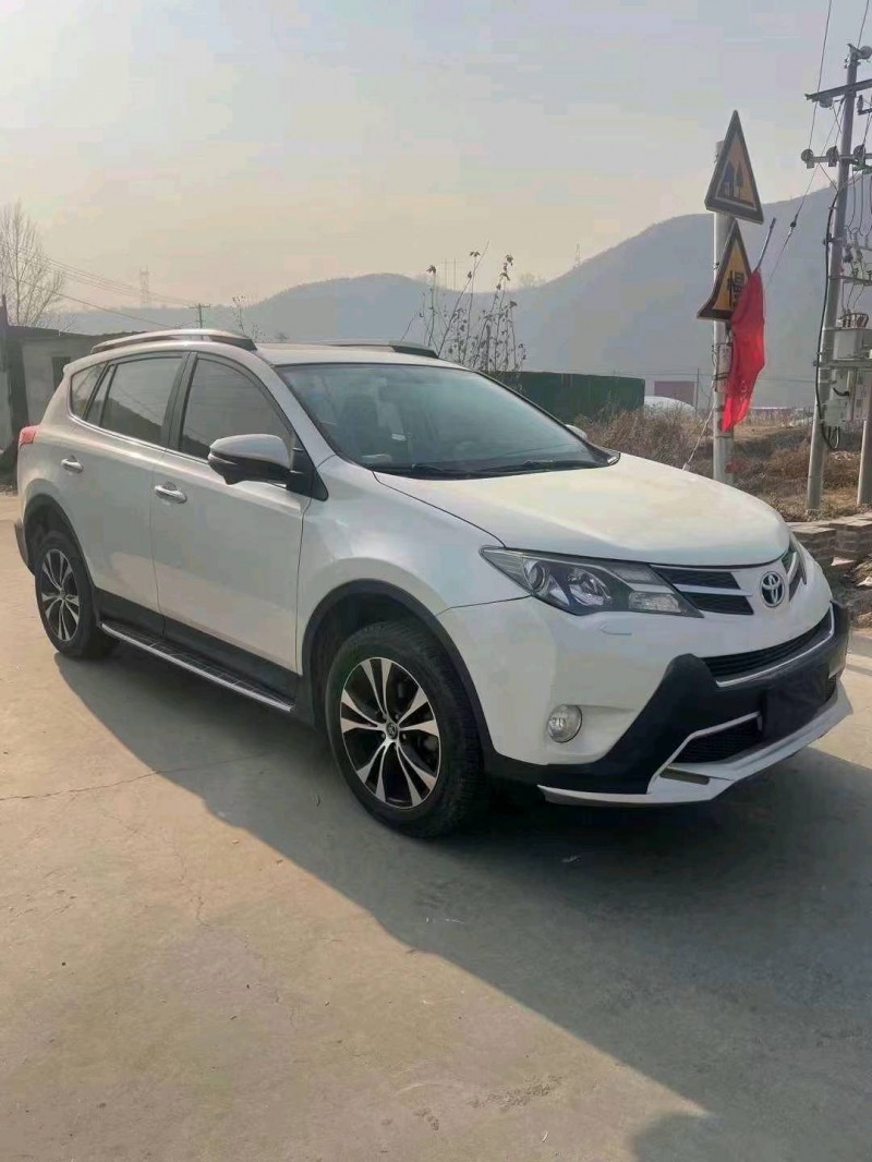 邢台15年丰田RAV4荣放3