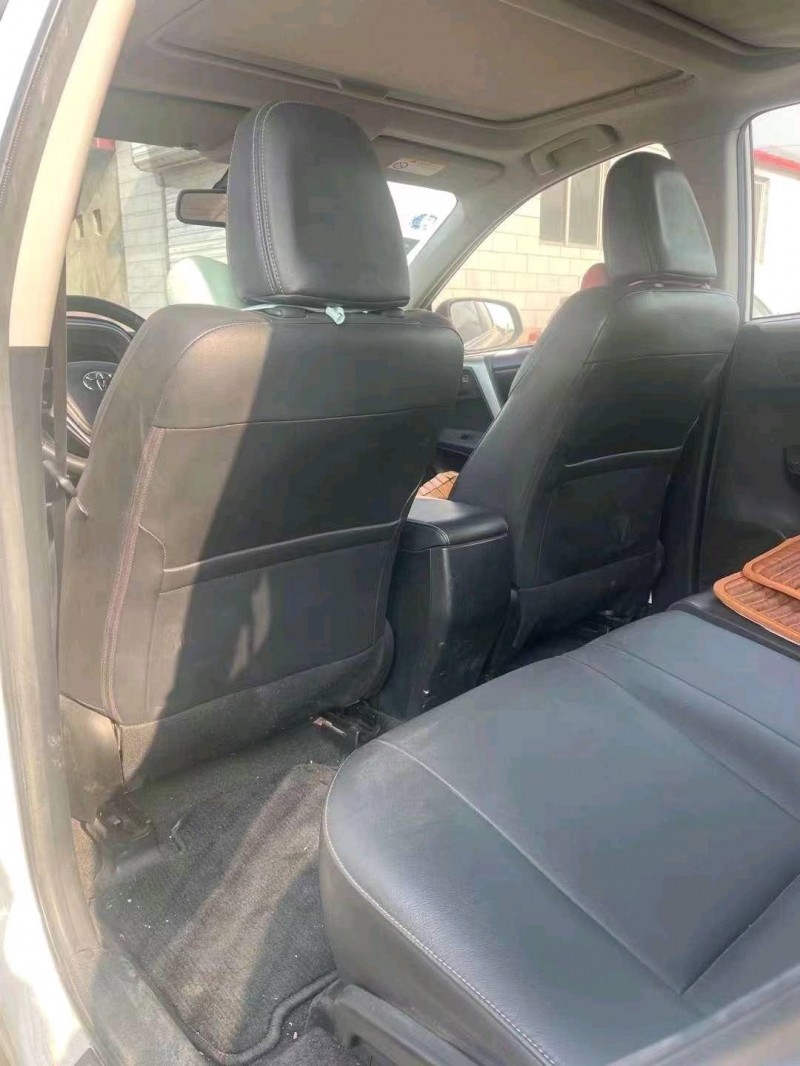邢台15年丰田RAV4荣放6