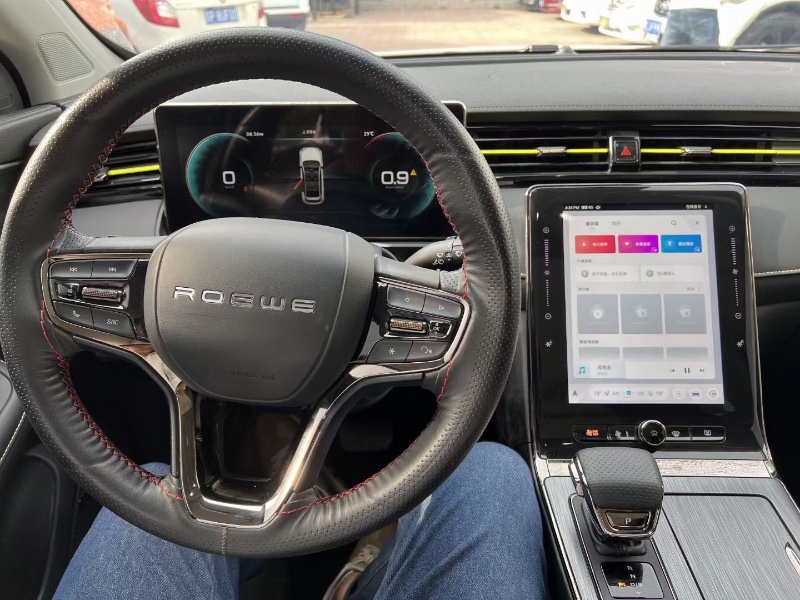 邯郸22年荣威RX57