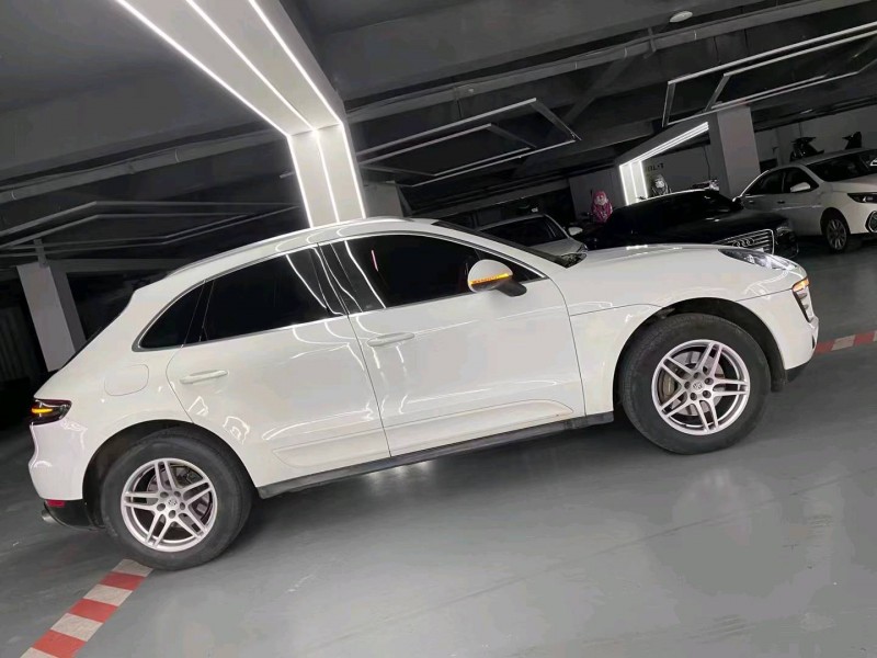 东营17年保时捷Macan3