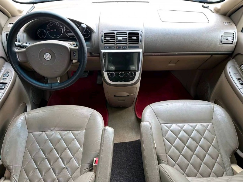 东营13年别克GL84