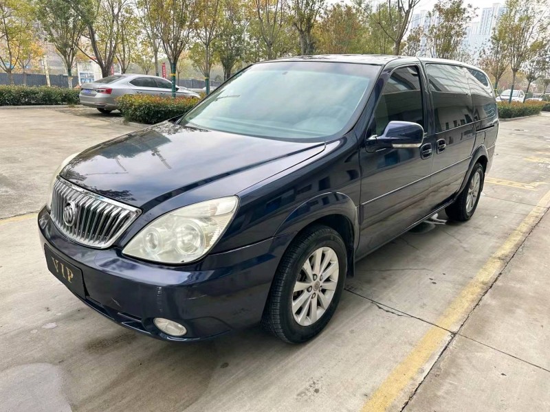 东营13年别克GL86