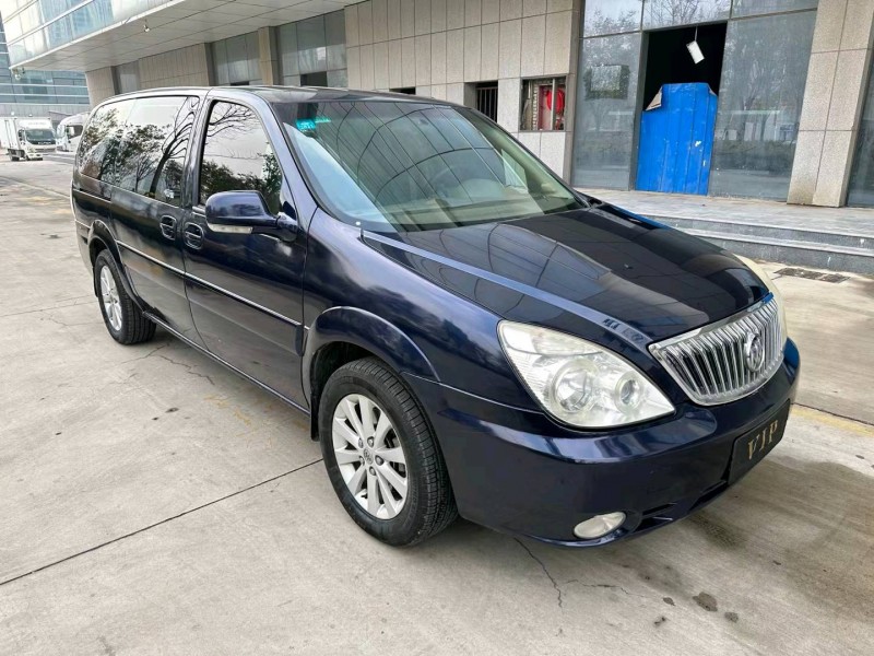 东营13年别克GL89