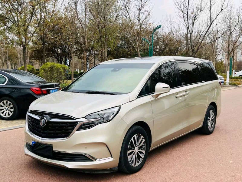 聊城20年别克GL82