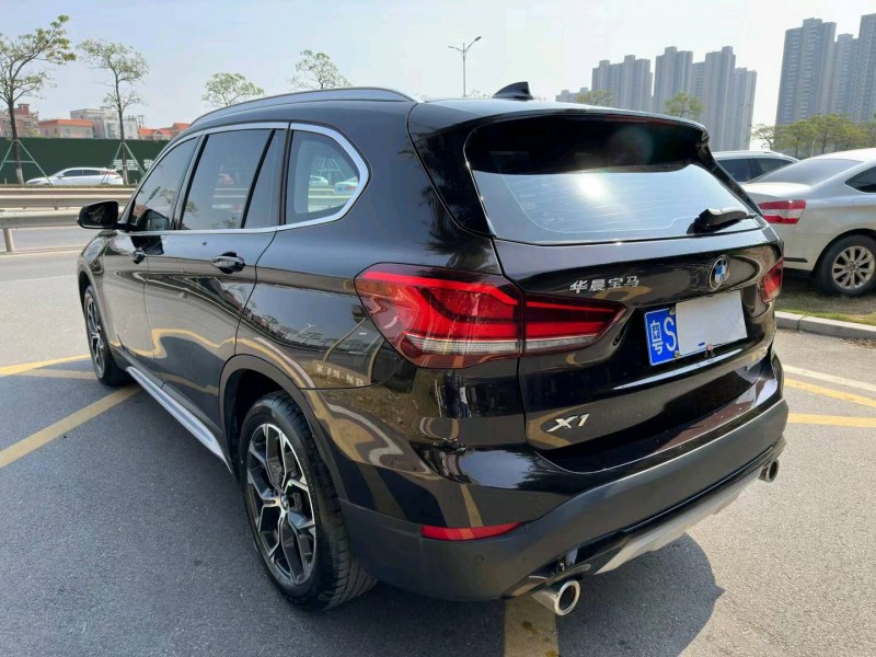 佛山20年宝马X15