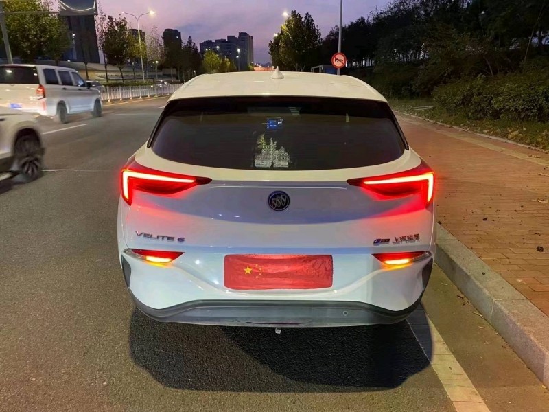 青岛22年别克微蓝9