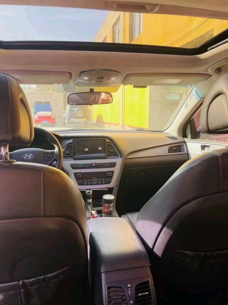 保定17年现代索纳塔九5