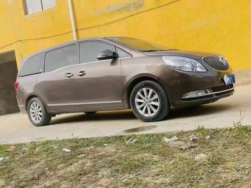 保定16年别克GL83