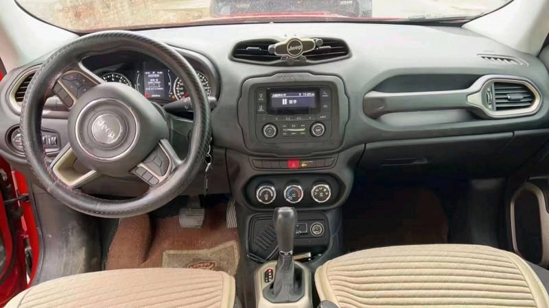 保定17年Jeep自由侠3