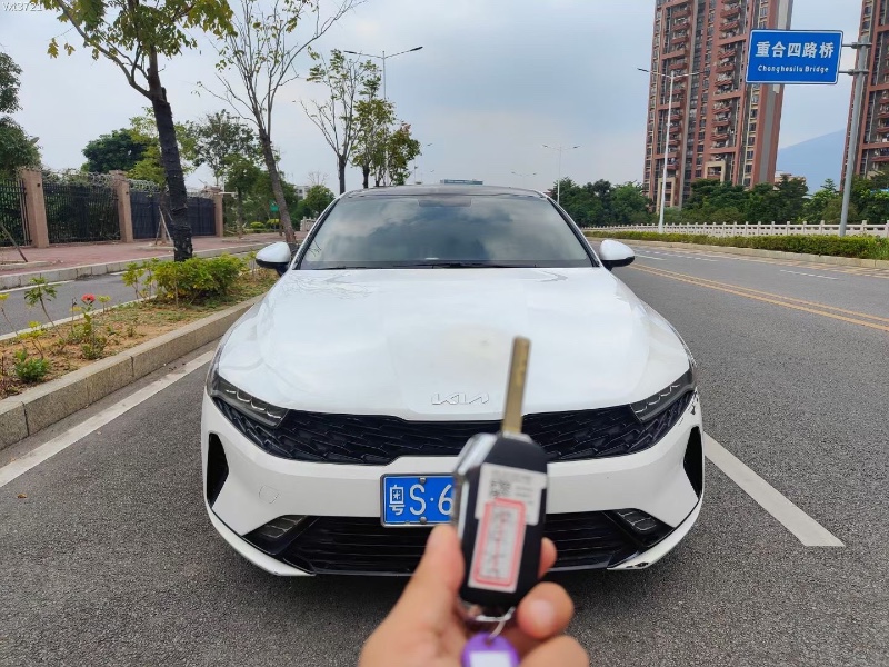 广州22年起亚K5凯酷1