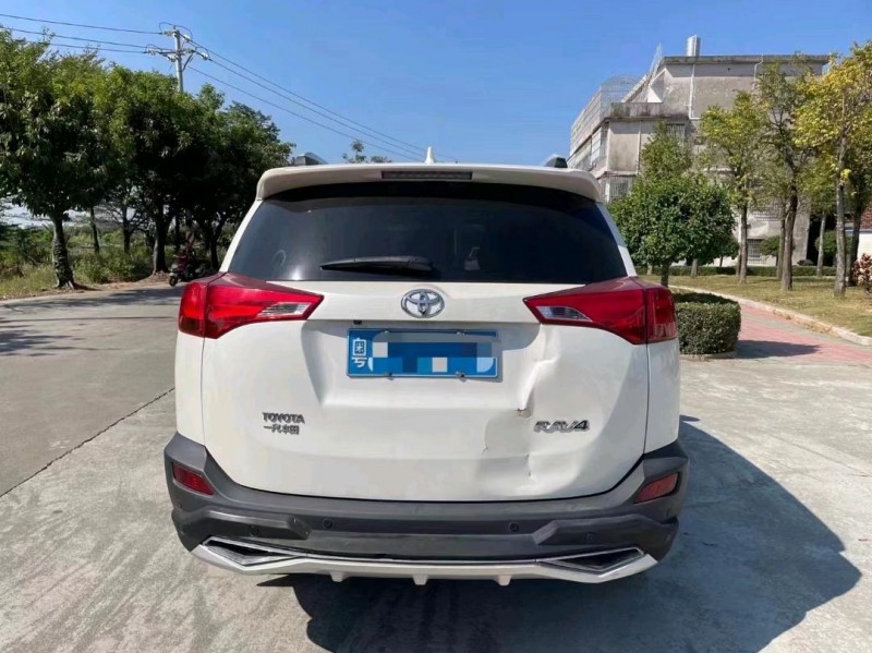 汕头16年丰田RAV4荣放5