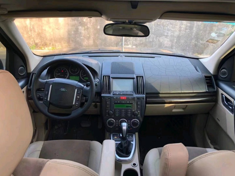 珠海11年路虎发现神行9