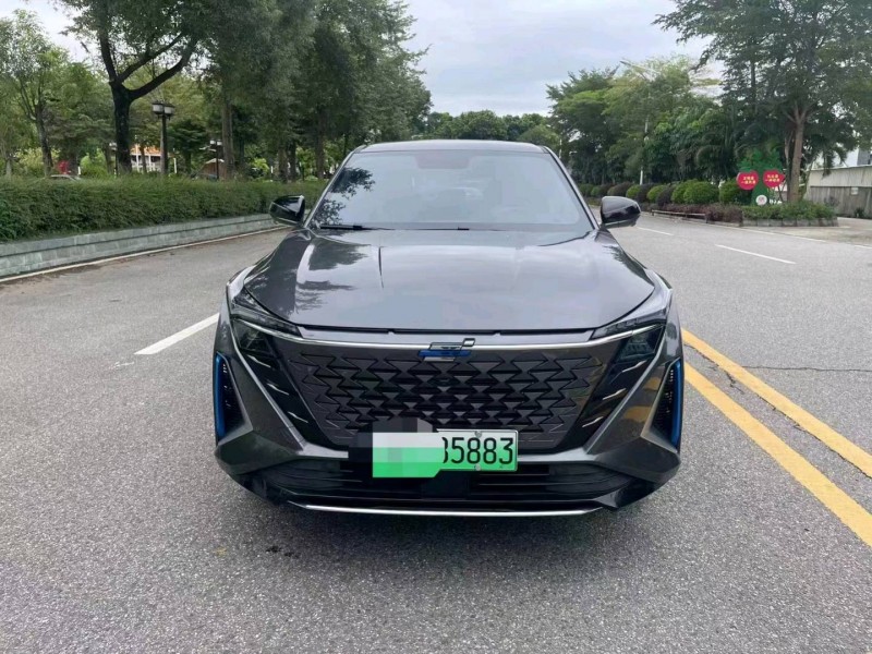 汕头23年长安汽车欧尚1