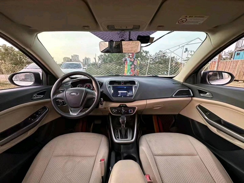 汕头17年福特福睿斯6