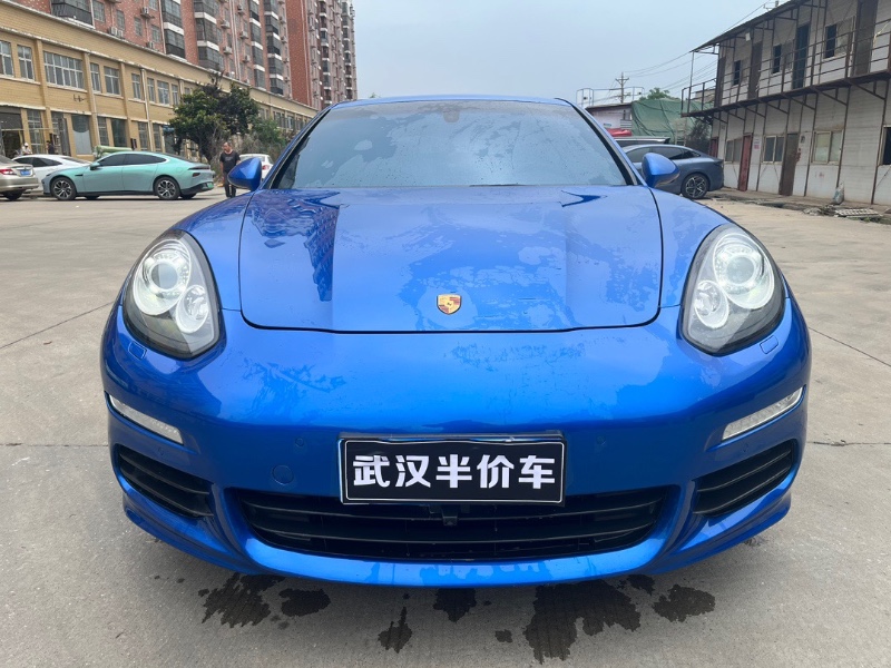 武汉15年保时捷帕拉梅拉1