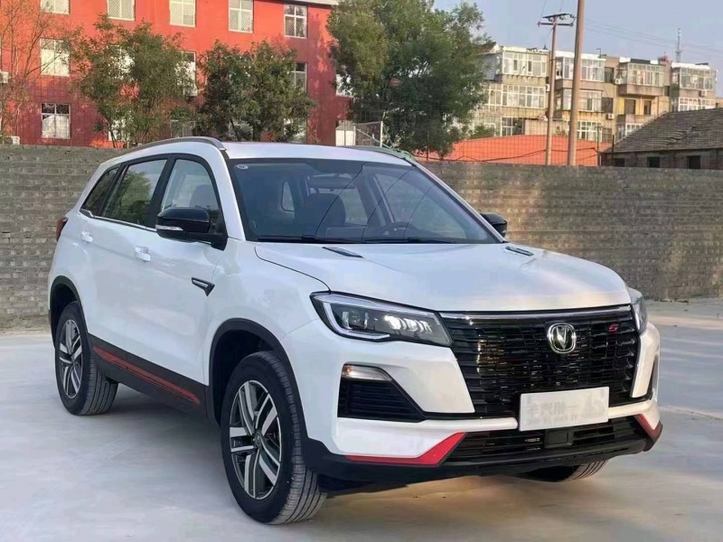 汕头23年长安汽车CS752