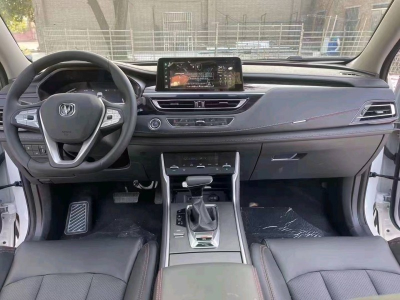 汕头23年长安汽车CS754