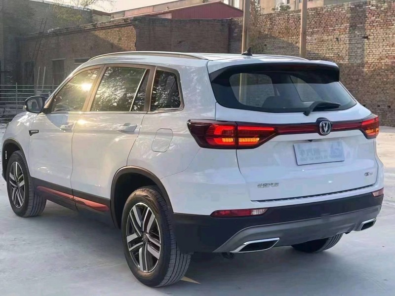 汕头23年长安汽车CS756