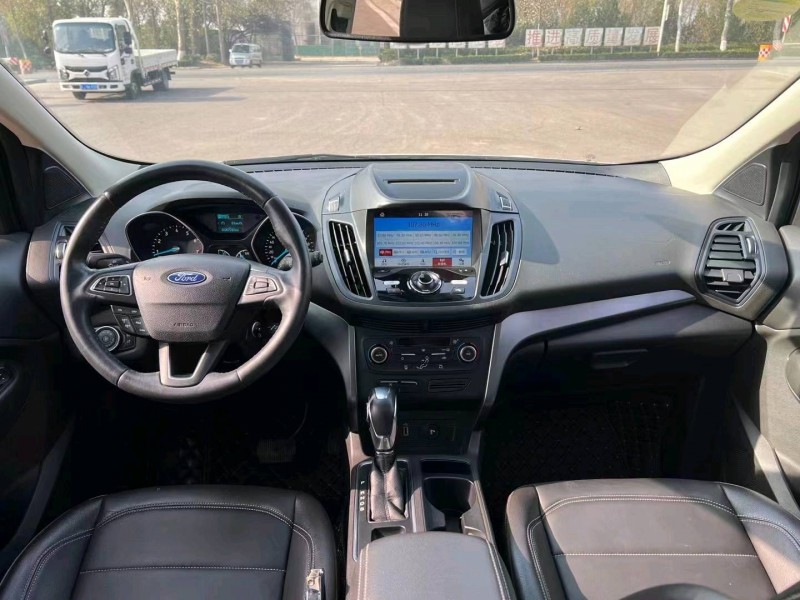 枣庄17年福特翼虎5