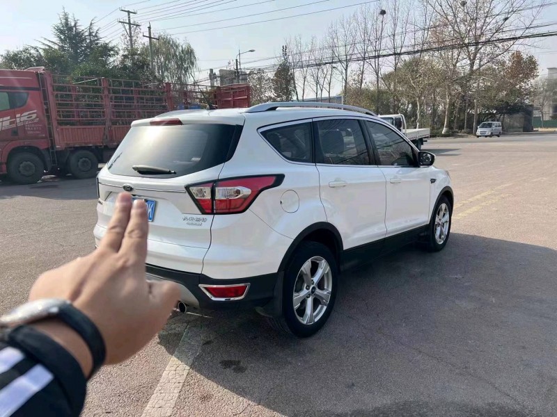 枣庄17年福特翼虎7