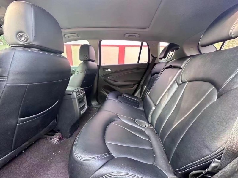 青岛19年别克昂科威7