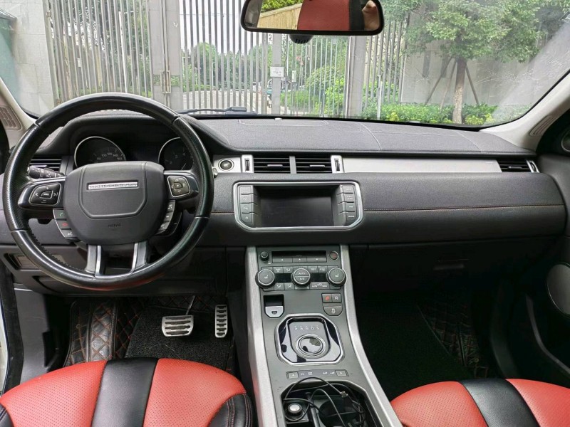 苏州14年路虎极光4