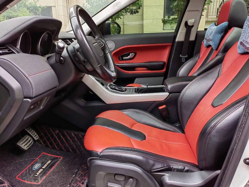 苏州14年路虎极光6